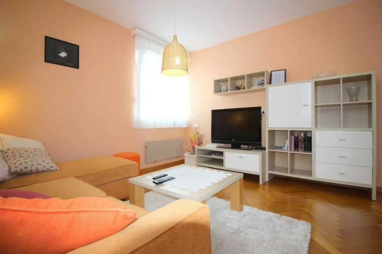 Apartment In Porec/Istrien 36932 0*, Poreč